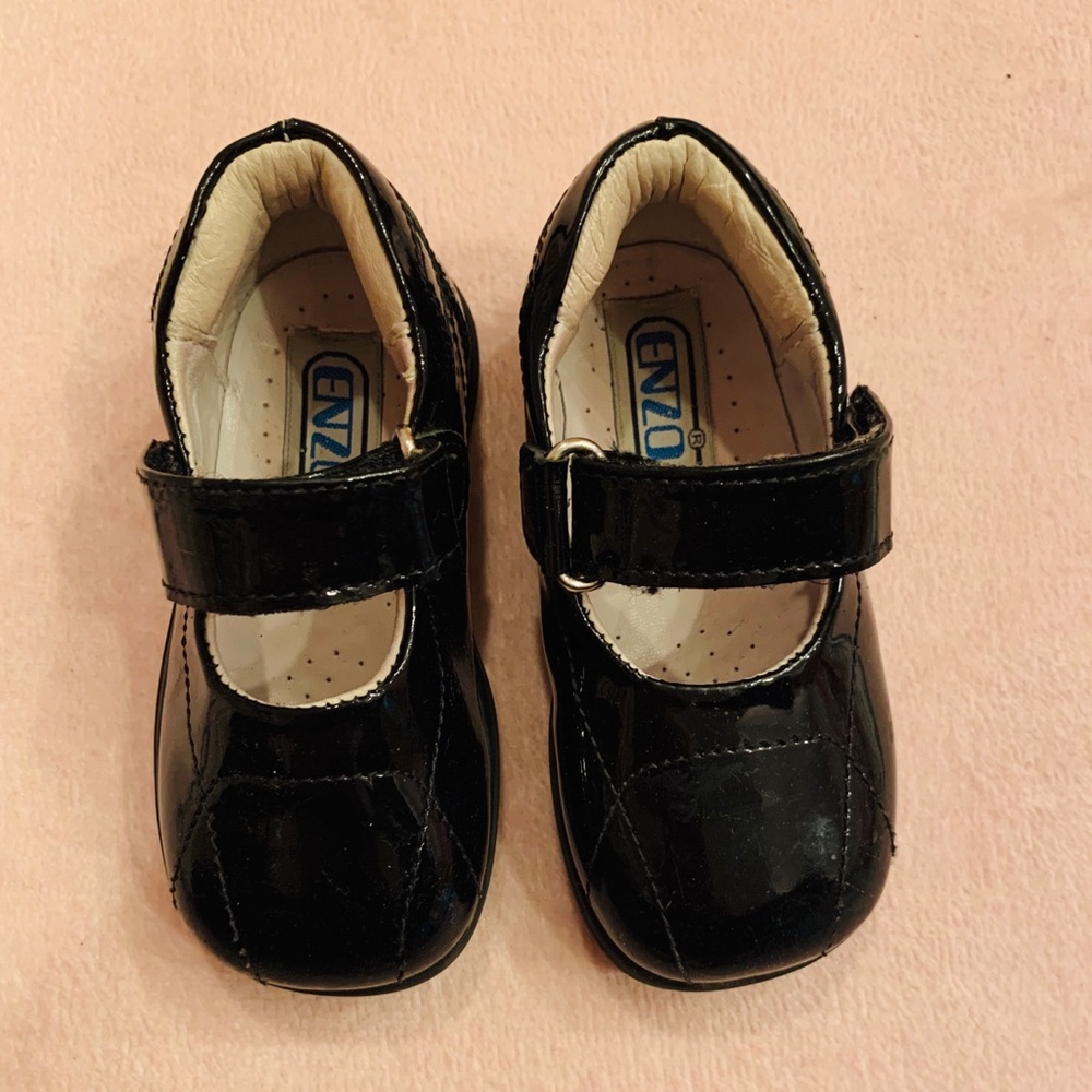 Mary Jane Patent Leather Enzo Shoes